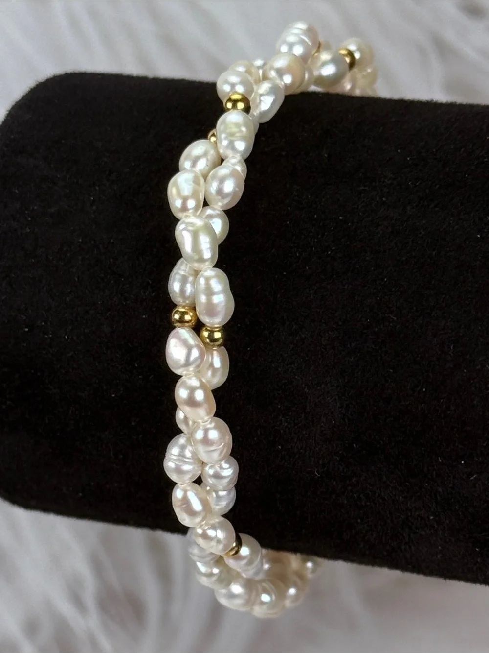 Vintage Avon Faux Pearl and Goldtone twisted Bracelet